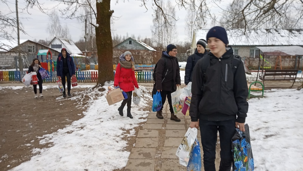 Доброе дело вместе. Фото добрых дел детей. Добрые дела вместе с Андреем и. Доброе дело для Санкт-Петербурга.