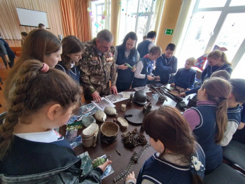 98hopksn6jren1hjwnhvyjovu