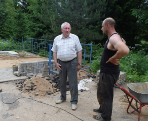 ремонт братской могилы мирных жителей в деревне Ляхово - фото - 1