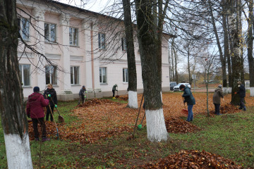 в Глинковском округе проходит осенний субботник - фото - 1