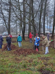 уборка территории в Глинковском округе - фото - 1