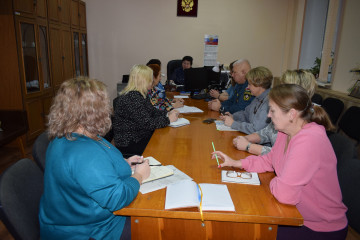 еженедельное рабочее совещание - фото - 1