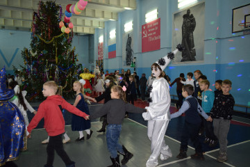 муниципальные новогодние елки в Глинковском округе - фото - 1