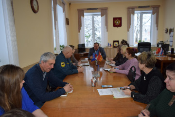 еженедельное рабочее совещание - фото - 1