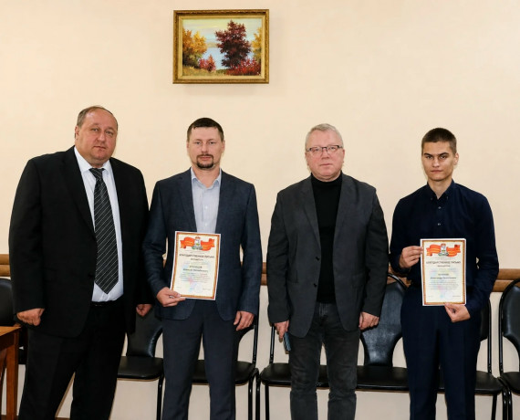 рабочий визит Министра: признание заслуг сотрудников округа - фото - 1